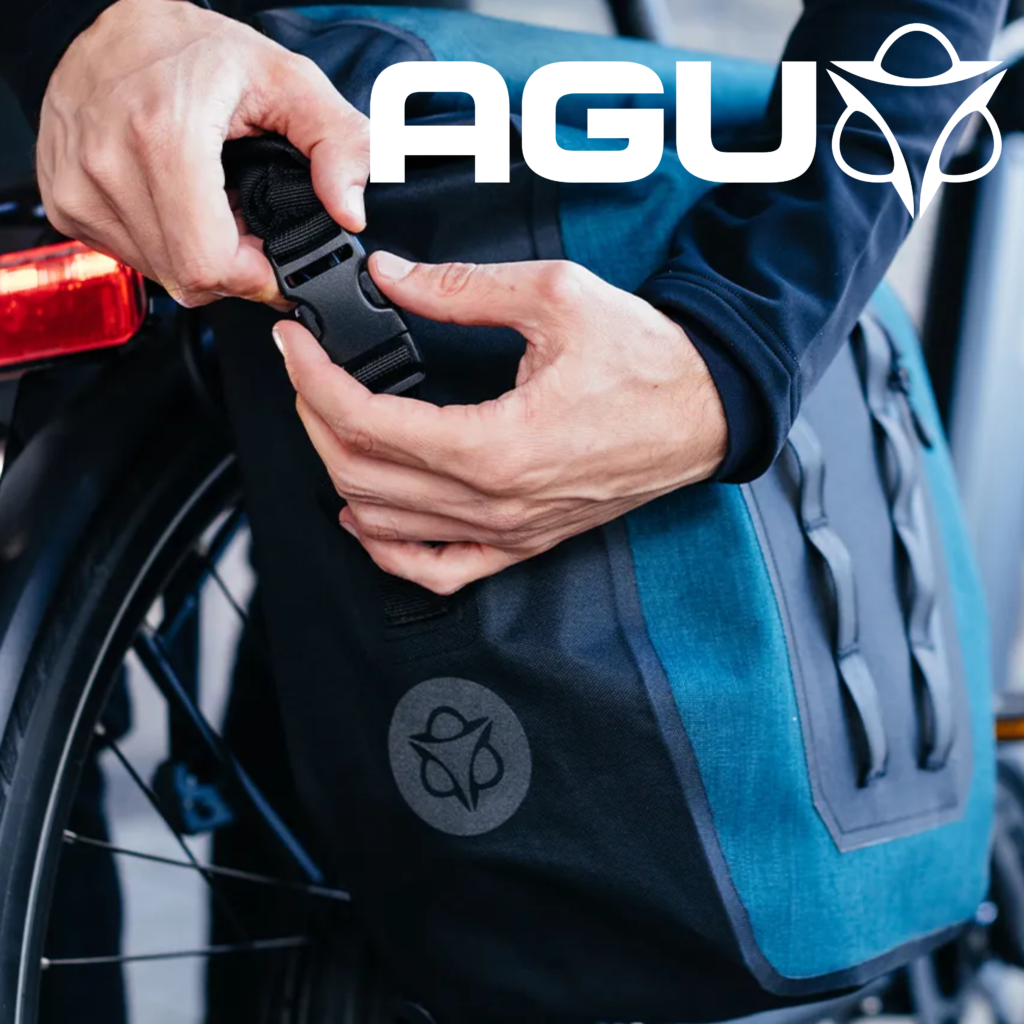 Agu is een Nederlands merk dat buiten fietskleding ook sterk is in fietstassen. Ze hebben alle soorten fietstassen met een uitmuntende kwaliteit, zoals we gewoon zijn van Agu.