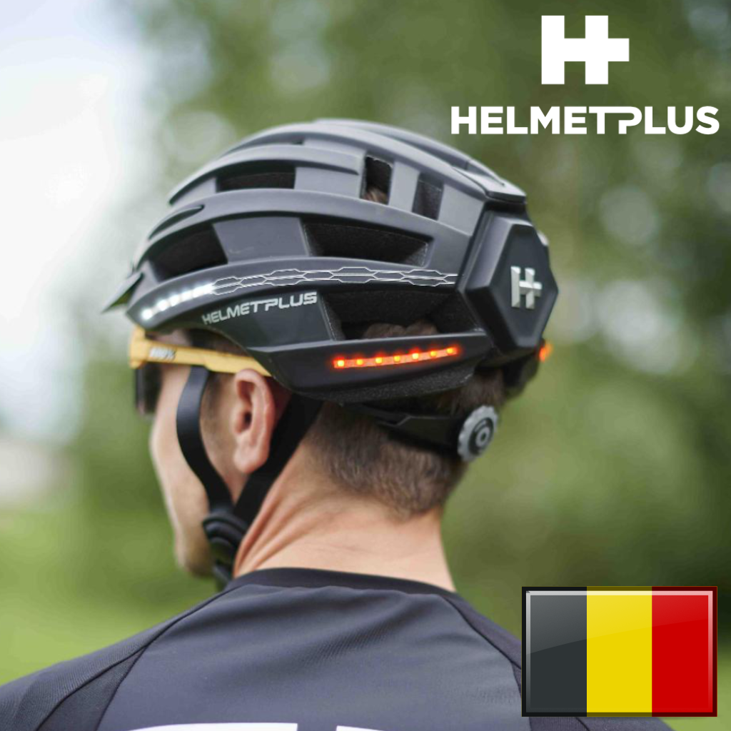 Helmetplus is een Belgisch merk dat hightech helmen maakt in Brugge. Ze hebben geïntegreerde ledverlichting en ze hebben geïntegreerde luidsprekers, zodat je je favoriete muziek kan afspelen of je navigatie je gesproken kan leiden. Het voordeel is dat je het verkeer rond je nog steeds hoort.